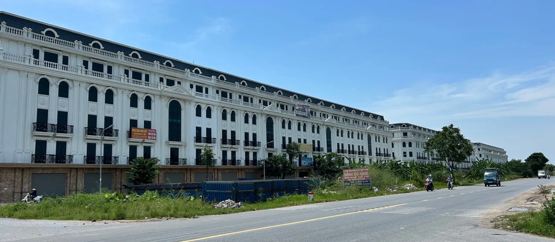 Bán Shophouse 3 tầng tại Đông Đô - Việt Đoàn, vị trí đắc địa, pháp lý rõ ràng... Bán Shophouse tại Liên Bão, Bắc Ninh 01