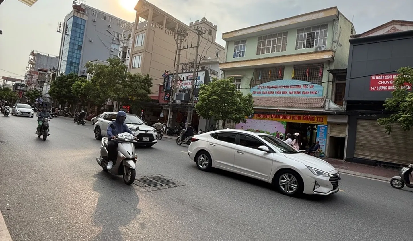 Nhà riêng ba tầng vị trí thuận tiện tại khu vực Tô Hiệu... Bán nhà riêng tại Lê Chân, Hải Phòng 01