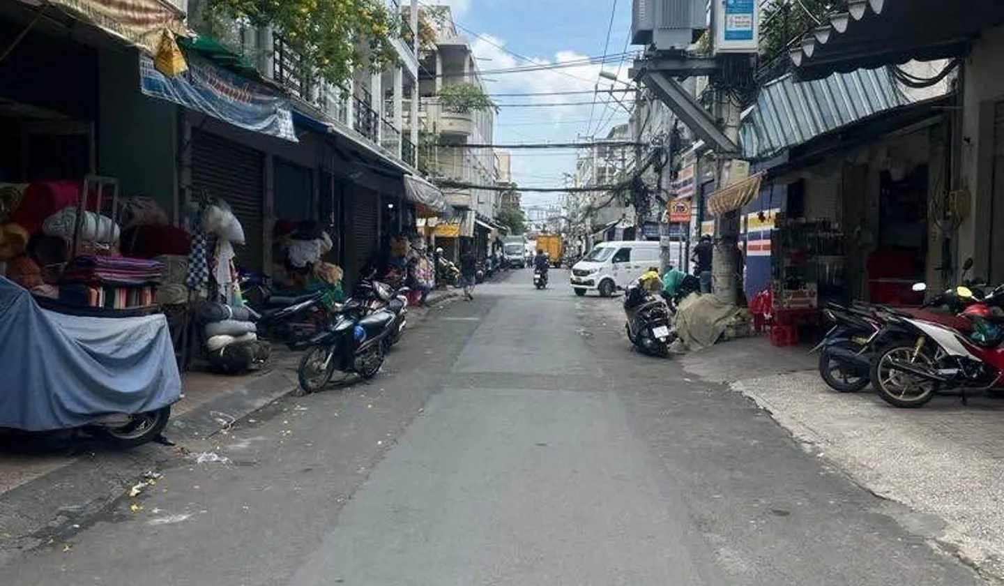 Bán nhà mặt phố 6 tầng 110m2, mặt tiền 3.9m khu chợ vải Tân Bình... Bán nhà mặt phố tại Tân Sơn Nhất, Hồ Chí Minh 01