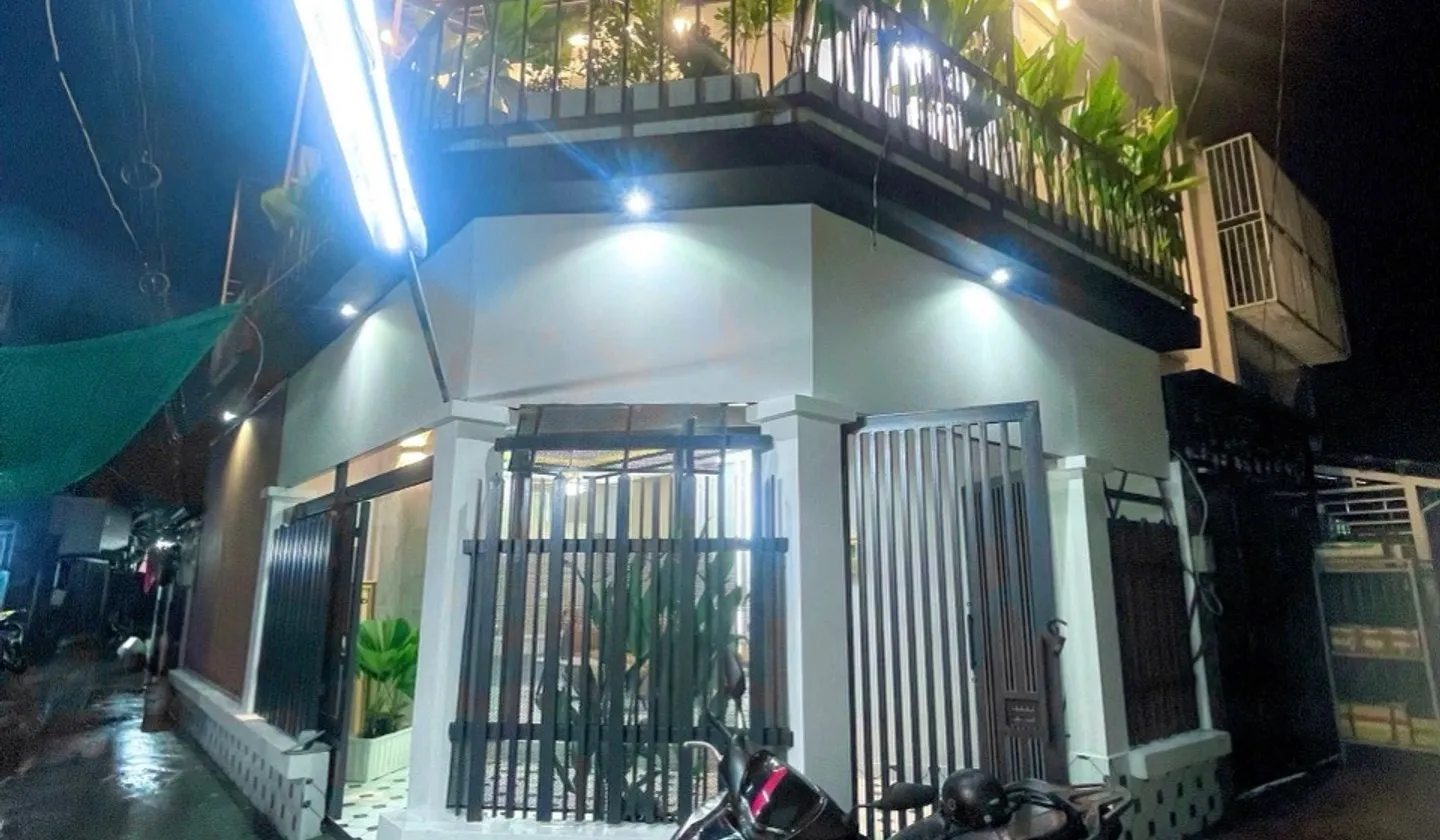 NHÀ GÓC THOÁNG – SHR – SỔ 2026 . 50M2_ 3 TẦNG
THỊ TRẤN NHÀ BÈ _HTP. NHỈNH 3 TỎI (TL)... Bán nhà riêng tại Nhà Bè, Hồ Chí Minh 01