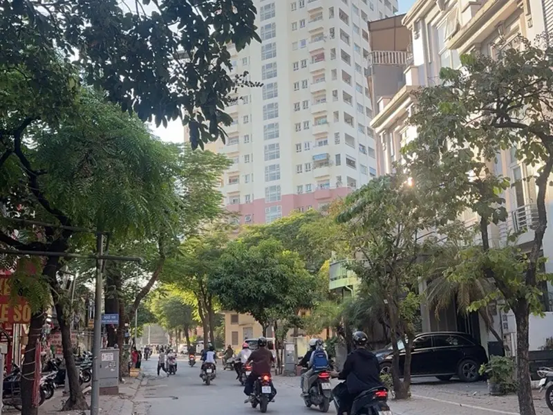 Nhà phố mặt tiền đẳng cấp tại phường Yên Hòa, Hà Nội... Bán nhà mặt phố tại Yên Hòa, Hà Nội 01