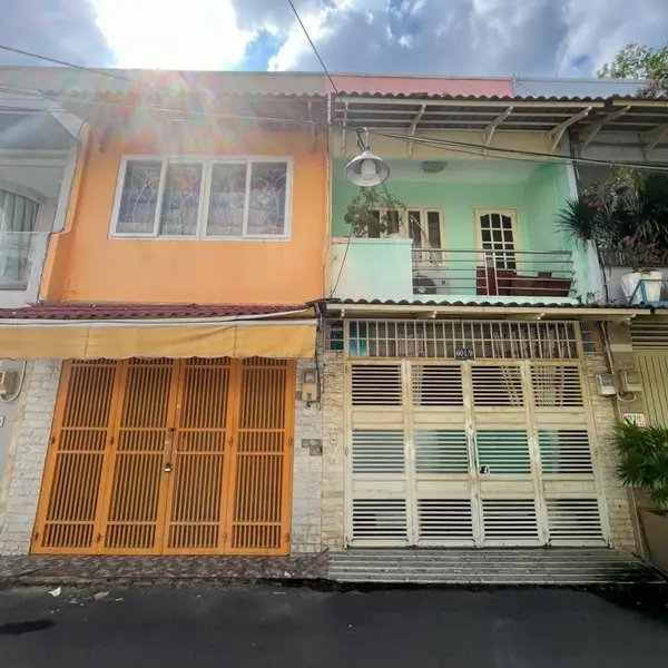 Nhà hẻm xe hơi Quận 10, giá chỉ 9.8 tỷ, sổ sẵn... Bán nhà riêng tại Hòa Hưng, Hồ Chí Minh 01