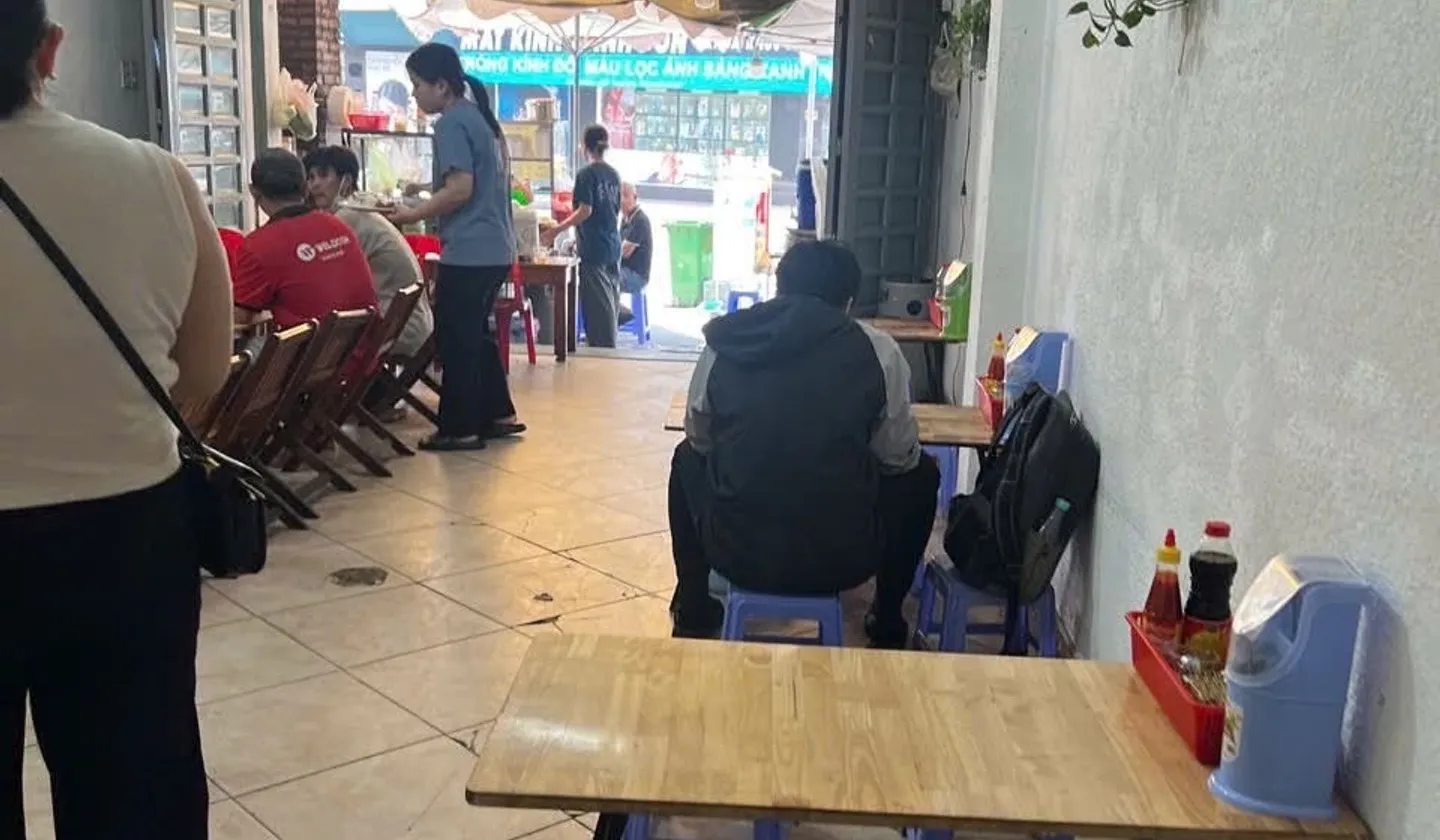 Nhà mặt tiền Út Tịch, Tân Sơn Nhất - Không gian sinh sống & kinh doanh lý tưởng... Bán nhà mặt phố tại Tân Sơn Nhất, Hồ Chí Minh 01