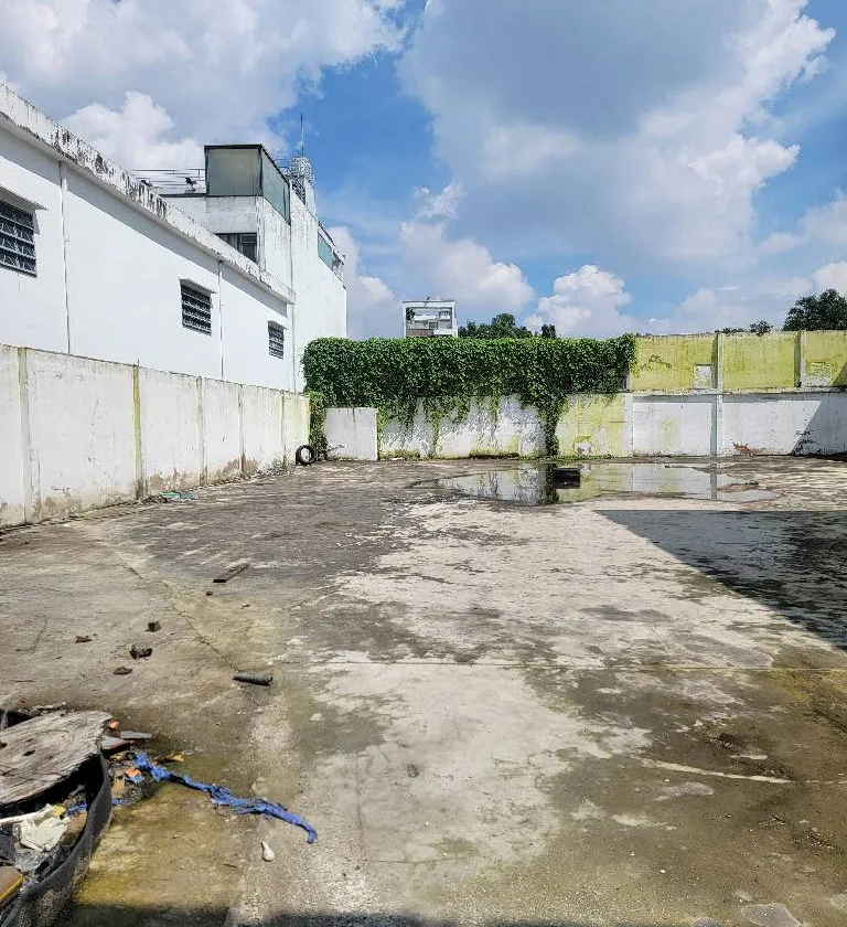 Nhà phố rộng rãi, tiện nghi ngay gần Chợ Rẫy 2... Bán nhà mặt phố tại Tân Vĩnh Lộc, Hồ Chí Minh 01