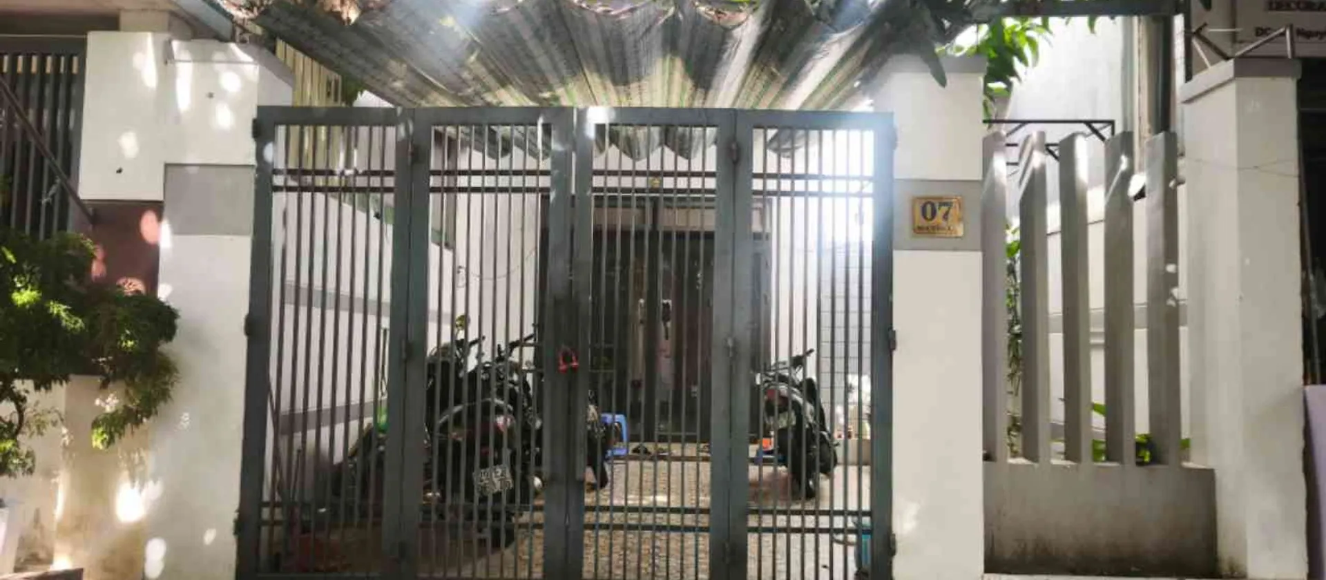 Bán nhà mặt phố 2 tầng tại Hoà Xuân, Đà Nẵng, diện tích 100m², giá 6,2 tỷ... Bán nhà mặt phố tại Hòa Xuân, Đà Nẵng 01