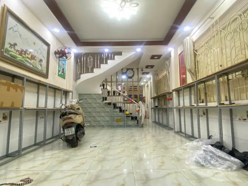 Nhà 3 tầng có góc 2 mặt tiền tại Bình Trị Đông... Bán nhà riêng tại Bình Trị Đông, Hồ Chí Minh 01
