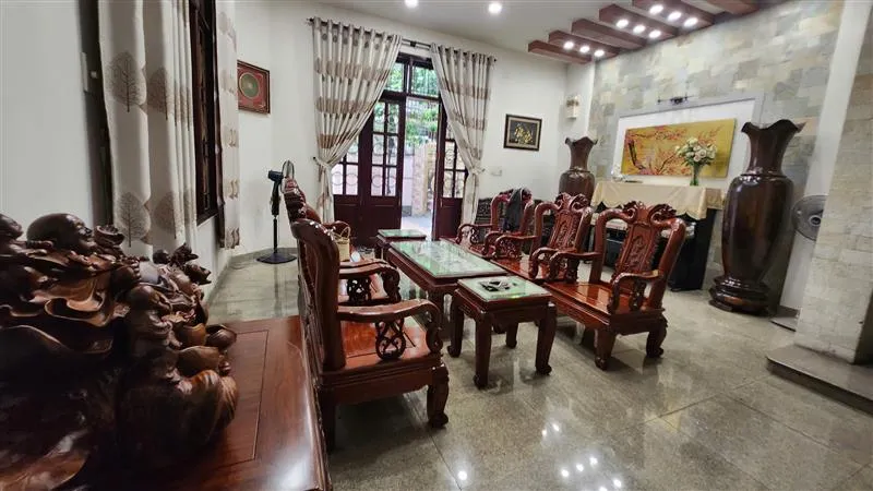 ✨ CÓ NHỮNG NGÔI NHÀ KHÔNG CẦN PHÔ TRƯƠNG, CHỈ CẦN BƯỚC VÀO LÀ MUỐN Ở LẠI…... Bán biệt thự, liền kề tại Tân Sơn Nhất, Hồ Chí Minh 01