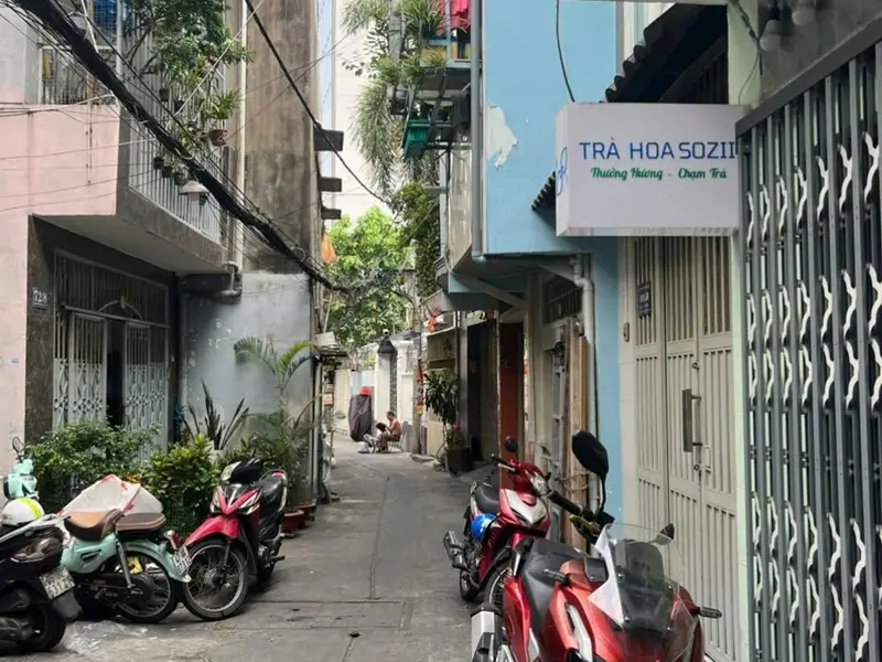 Nhà riêng 2 tầng hướng Nam hẻm thông, gần Quận 1, Phú Nhuận... Bán nhà riêng tại Cầu Kiệu, Hồ Chí Minh 01