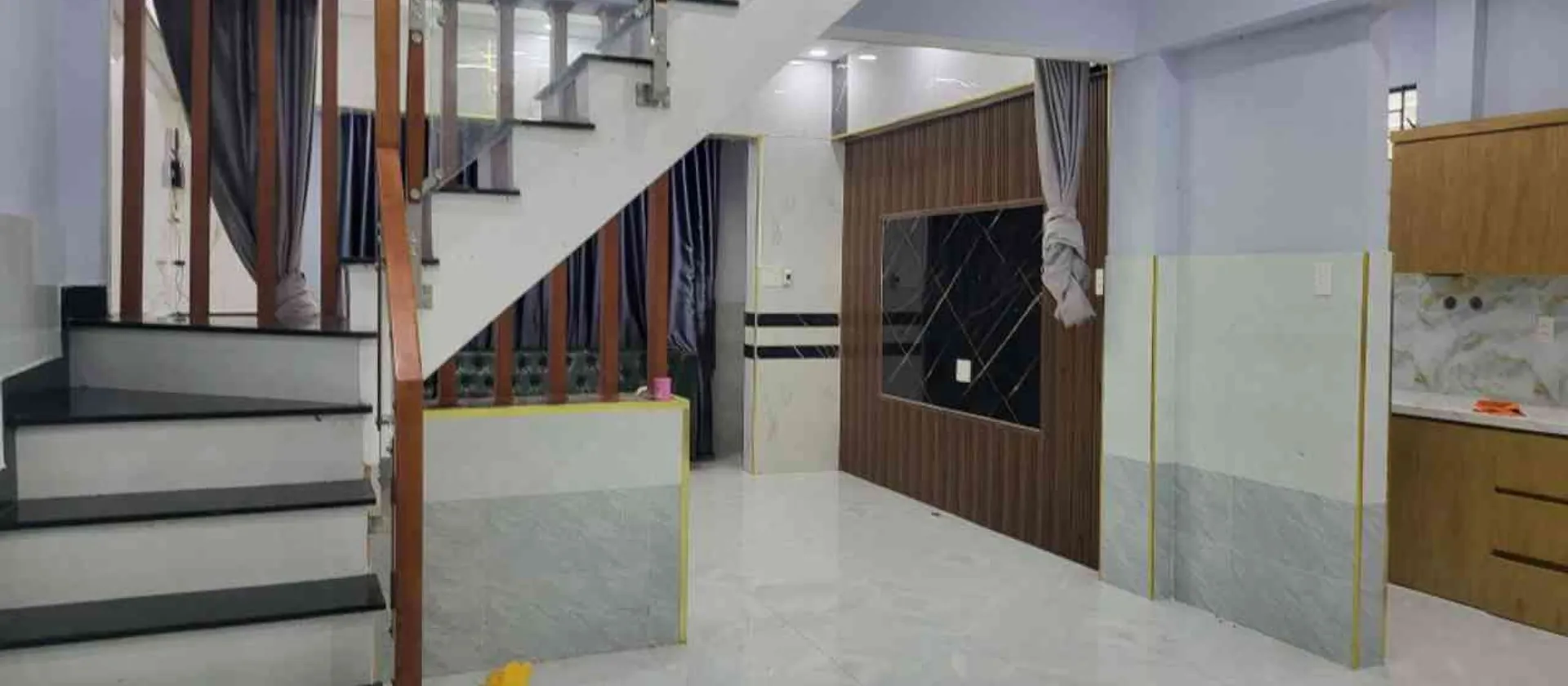 Bán nhà riêng 2 tầng, 2 phòng ngủ tại Đồng Đen, nhà HXH, mặt tiền 10m... Bán nhà riêng tại Tân Bình, Hồ Chí Minh 01