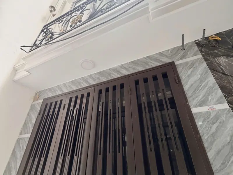 Bán nhà riêng 5 tầng tại Việt Hưng, diện tích 30m2, pháp lý sổ đỏ chính chủ... Bán nhà riêng tại Việt Hưng, Hà Nội 01