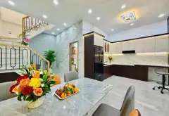 Viết
🍀 NHÀ PHỐ 89M² • 3 TẦNG • 4 PHÒNG NGỦ • NỘI THẤT CAO CẤP • GÒ VẤP
🏡 Diện tích Ngang 6.5m²... Bán nhà riêng tại Thông Tây Hội, Hồ Chí Minh 08