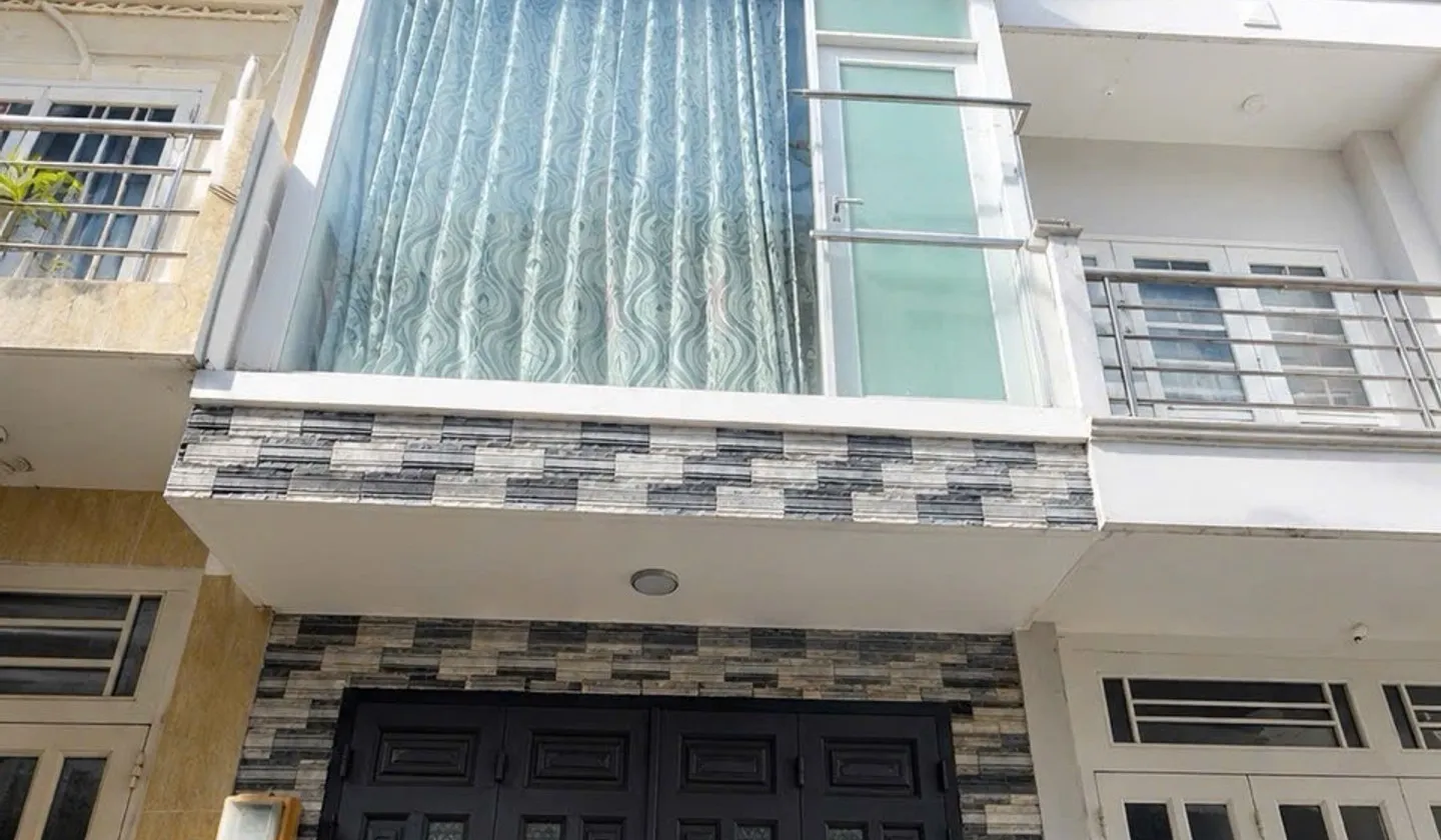 NHÀ CHÍNH CHỦ HUỲNH VĂN NGHỆ - MỚI Ở NGAY - HẺM XE HƠI SÁT NHÀ - GẦN MẶT TIỀN ĐƯỜNG - 25m2 - 2 TẦNG... Bán nhà riêng tại An Hội Tây, Hồ Chí Minh 01