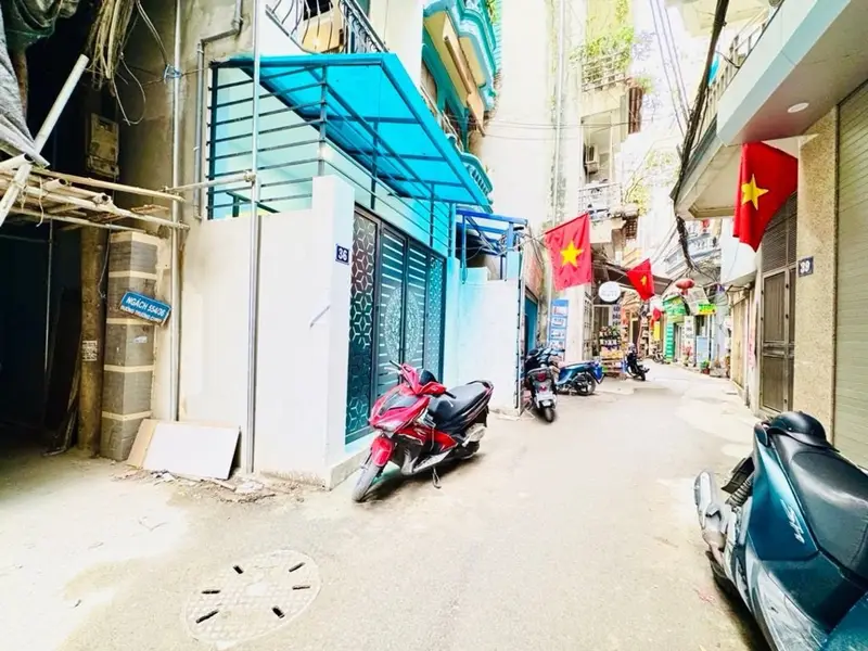 Bán nhà riêng 4 tầng, 47.2 m2, Trường Chinh, ngõ thông ô tô đỗ cửa, giá 15.9 tỷ... Bán nhà riêng tại Kim Liên, Hà Nội 01