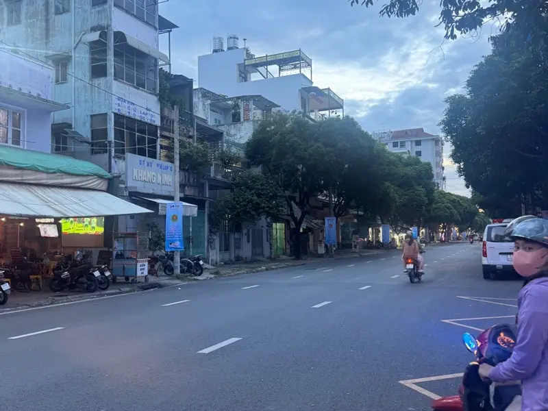 NHÀ ĐẸP HẺM XE HƠI 2 TẦNG NGAY LÃNH BINH THĂNG... Bán nhà riêng tại Phú Thọ, Hồ Chí Minh 01