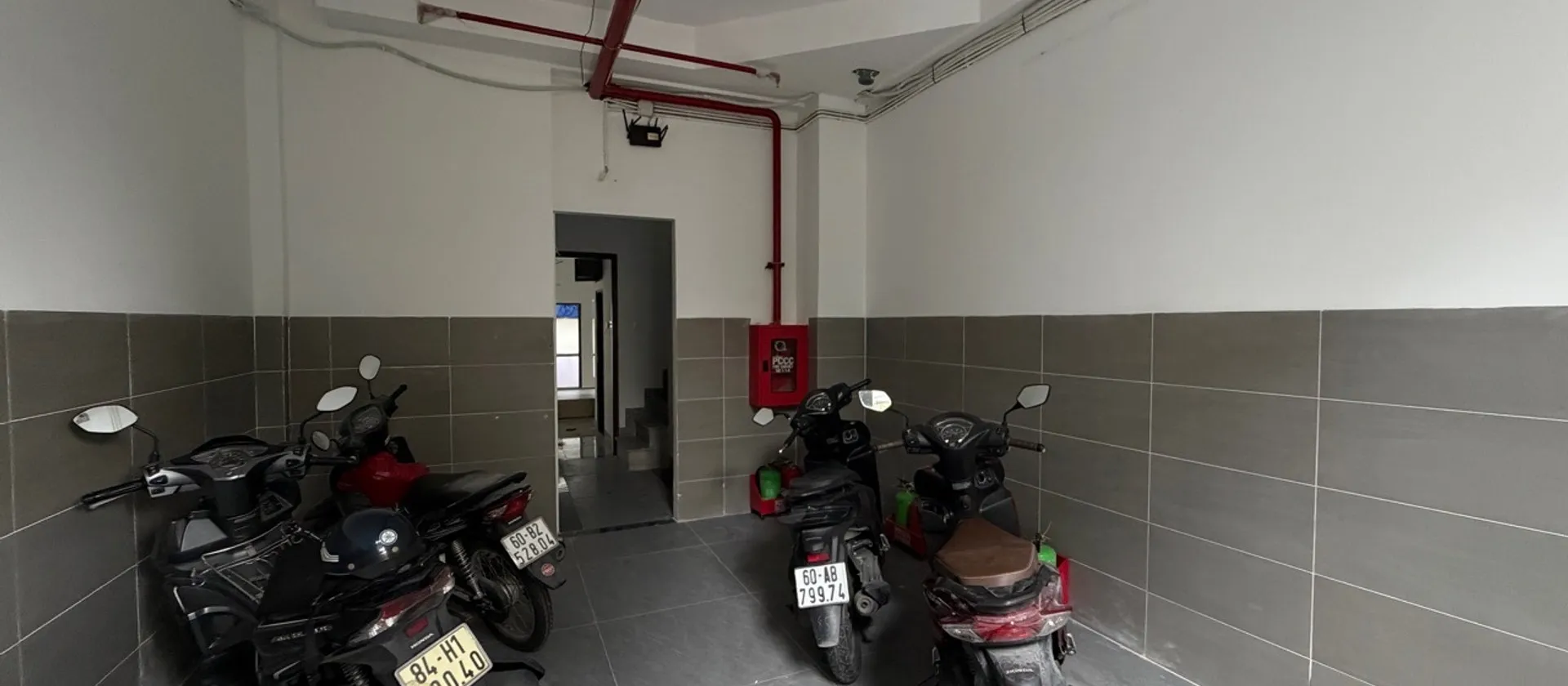 Nhà mặt phố 6 tầng 9 phòng căn hộ dịch vụ tại quận... Bán nhà mặt phố tại Phước Long, Hồ Chí Minh 01
