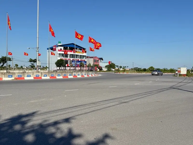 Đất Vàng Kinh Doanh Sầm Uất Tại Phù Cừ... Bán đất tại Quang Hưng, Hưng Yên 01