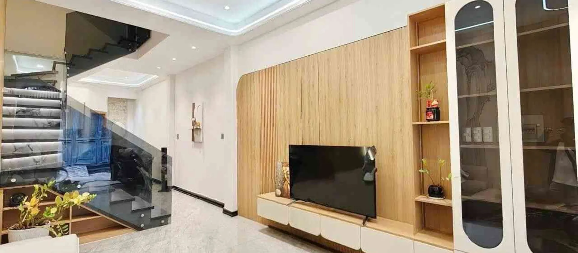 Bán nhà 4 tầng 4PN 5WC hẻm xe hơi gần Emart 2 giá 7.5 tỷ... Bán nhà riêng tại Tân Sơn, Hồ Chí Minh 01