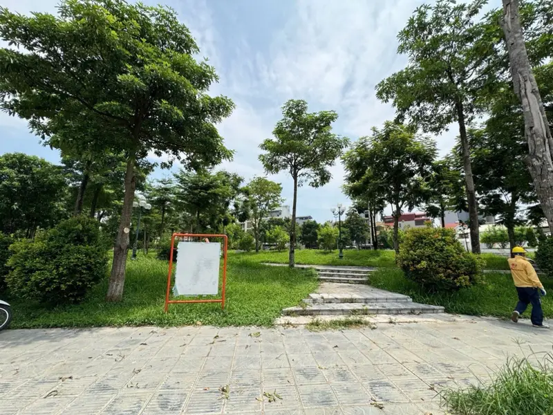 Nhà 8 tầng thiết kế hiện đại tại Ngọc Thụy, diện tích 79.6 m2, tiềm năng kinh doanh lớn... Bán nhà riêng tại Bồ Đề, Hà Nội 01