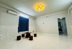 Q8 - XE HƠI NGỦ TRONG NHÀ 88M2 - NGANG KHỦNG 5M - NHỈNH 5 Đ... Bán nhà riêng tại Bình Hưng, Hồ Chí Minh 02