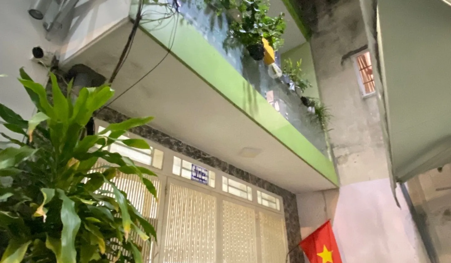 Diện tích công nhận: 81.8m
Kết cấu: 2 Tầng BTCT
Nhà đang cho thuê: 12 Triệu / Tháng... Bán nhà riêng tại Minh Phụng, Hồ Chí Minh 01