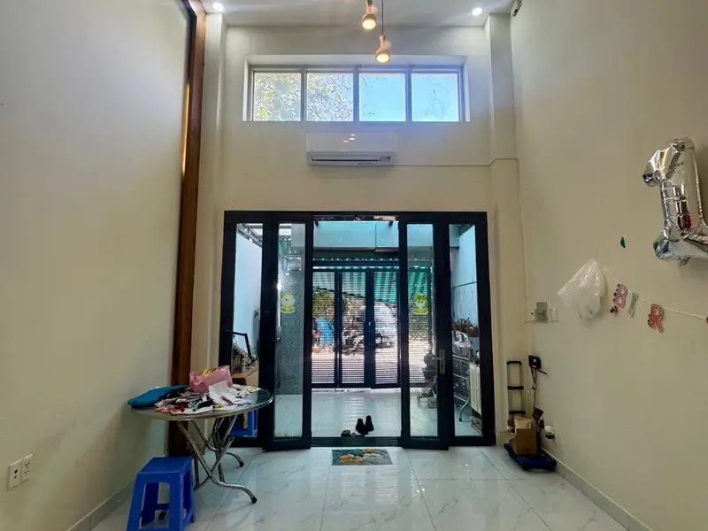 Bán nhà 4 tầng tại Phường Đông Hưng Thuận,q12- 5pn,5wc phù hợp làm văn phòng công ty[35M]... Bán nhà riêng tại Đông Hưng Thuận, Hồ Chí Minh 01