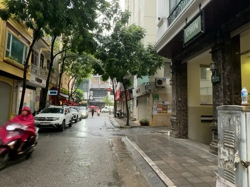 PHÂN LÔ VIP - ĐỖ QUANG CẦU GIẤY - 7 TẦNG GARA OTO THÔNG SÀN THANG MÁY -  - KINH DOANH MỌI DỊCH VỤ❤️... Bán nhà mặt phố tại Cầu Giấy, Hà Nội 01