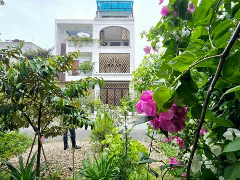 Nhà 5 tầng mặt phố phường Dịch Vụ, thang máy và gara ô tô rộng rãi... Bán nhà mặt phố tại Đồng Kỳ, Bắc Ninh 01
