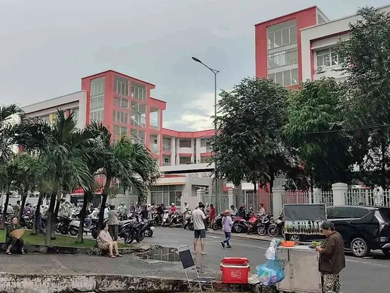 💥💥Chung Cư💥ĐH CÁN BỘ💥Thang Máy💥
🏡 62m² x 2PN, Wc, Pk, bếp
🌹🌹
👍Gần Chợ, bệnh viện,... Bán căn hộ chung cư tại Bình Thạnh, Hồ Chí Minh 01