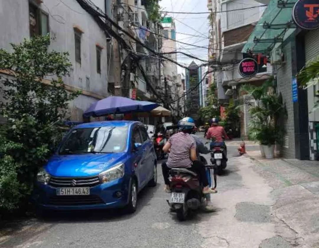 Bán nhà mặt phố phường Hòa Hưng Quận 10 42m2 giá 11.8 tỷ... Bán nhà mặt phố tại Hòa Hưng, Hồ Chí Minh 01