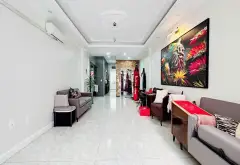 Nhà mặt ngõ ô tô tránh – vị trí vàng vòng xuyến Bưởi
Cách phố Lạc Long Quân & Võ Chí Công chỉ 30m... Bán nhà riêng tại Tây Hồ, Hà Nội 05