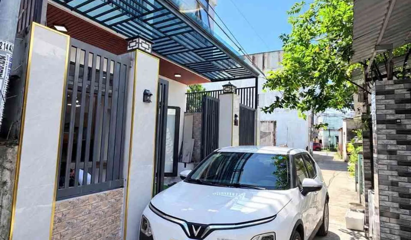 Cơ hội vàng sở hữu nhà 3 tầng vị trí đắc địa tại Tô Hiệu, giá chỉ 5.35 tỷ... Bán nhà riêng tại Liên Chiểu, Đà Nẵng 01