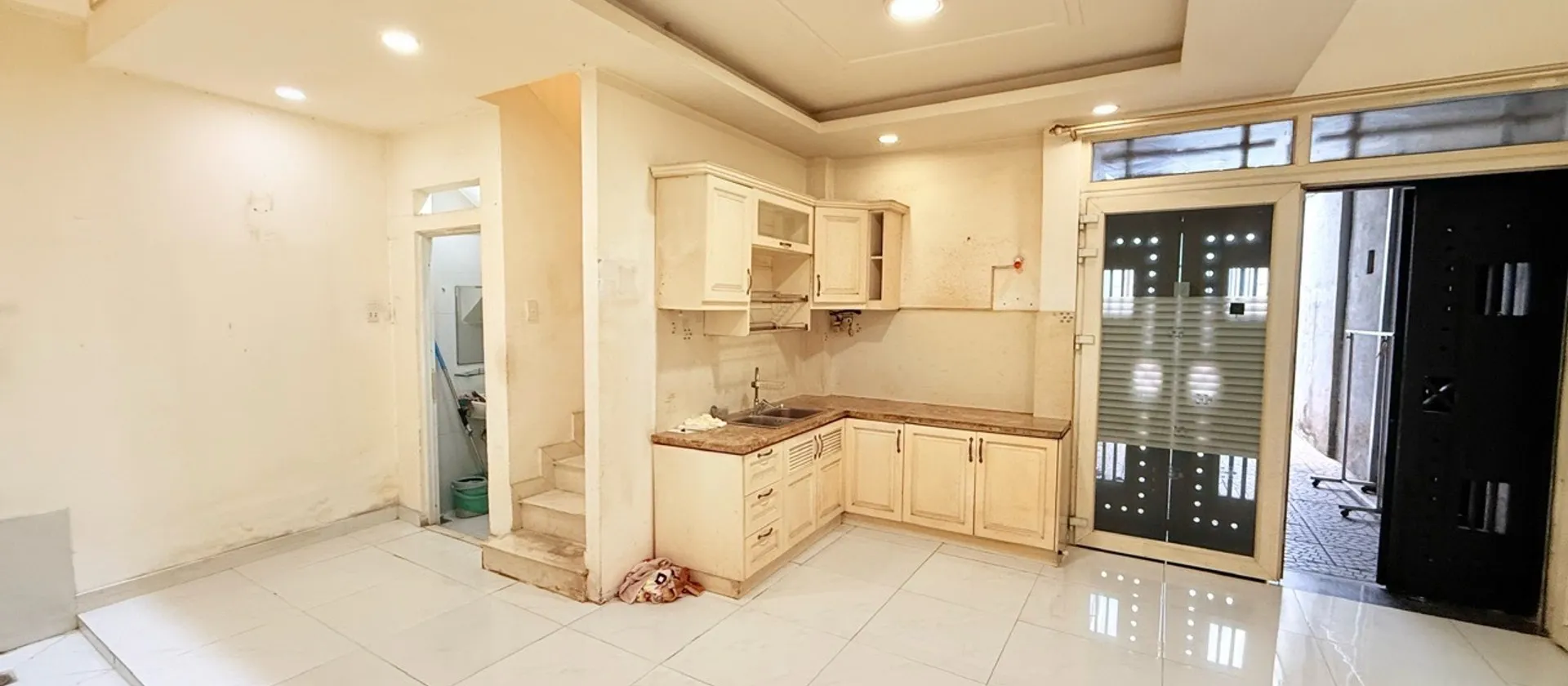 Nhà 5 tầng riêng tư giữa lòng Phú Nhuận... Bán nhà riêng tại Đức Nhuận, Hồ Chí Minh 01