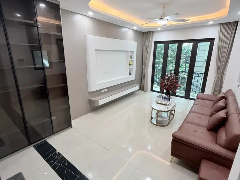 Nhà Góc Thang Máy Sang Trọng Tại Trung Tâm Cầu Giấy 11,x Tỷ... Bán nhà riêng tại Cầu Giấy, Hà Nội 01