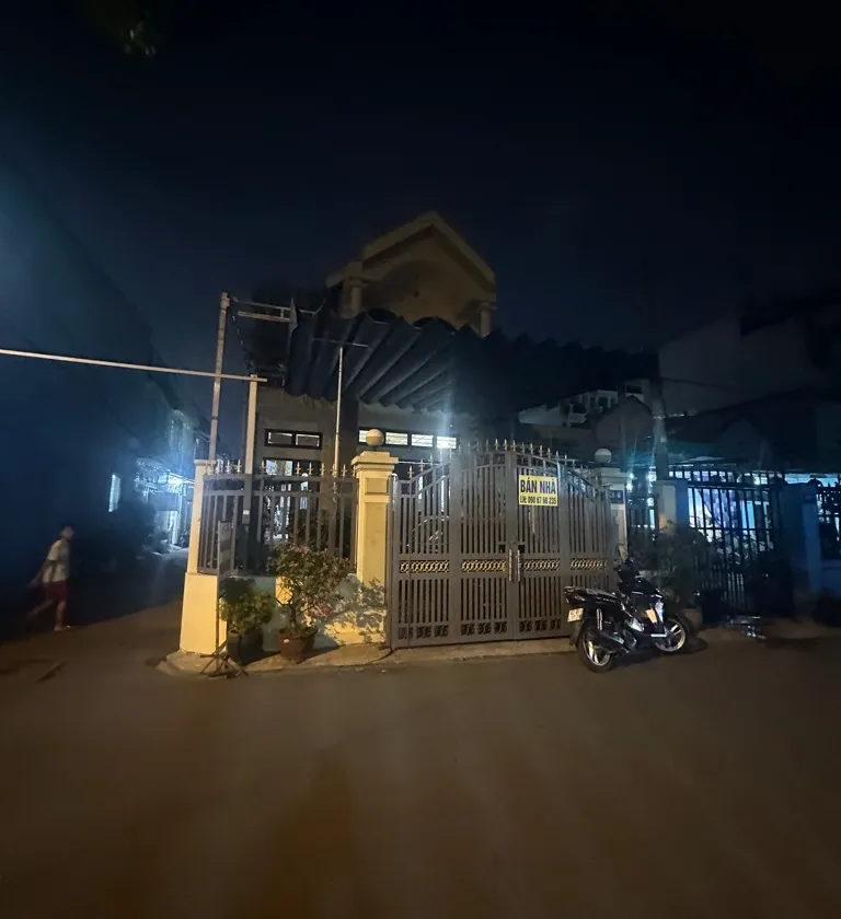 Bán nhà mặt phố lô góc Thới An Quận 12, mặt tiền 7m, 2 tầng kinh doanh thuận tiện... Bán nhà mặt phố tại Thới An, Hồ Chí Minh 01
