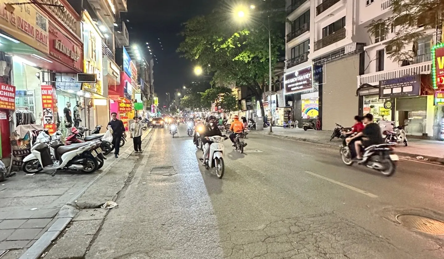 Nhà Lô Góc 7 Tầng Thang Máy Phố Bạch Mai - Tỏa Sáng Mọi Góc Nhìn... Bán nhà riêng tại Bạch Mai, Hà Nội 01