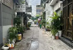 🏡 NHÀ MỚI ĐẸP – KỀ TÂN PHÚ - FULL NỘI THẤT – HẺM XE HƠI – 2 MẶT TIỀN TRƯỚC SAU – CHỈ 4,95 TỶ -... Bán nhà riêng tại Bình Trị Đông, Hồ Chí Minh 02