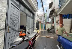 Bán nhà riêng phường Khánh Hội, Hồ Chí Minh, 50m2, 4 phòng ngủ, pháp lý rõ ràng... Bán nhà riêng tại Khánh Hội, Hồ Chí Minh 12