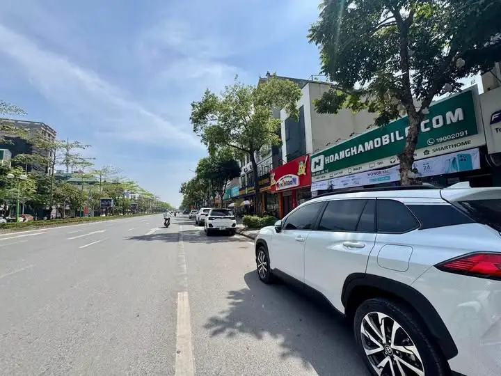 Quy hoạch ổn định, chủ giảm 2 tỷ Nhà mặt phố Ngô Gia Tự 160m - MT 7,2m vỉa hè kinh doanh đỉnh 4xỷ... Bán nhà mặt phố tại Bồ Đề, Hà Nội 01