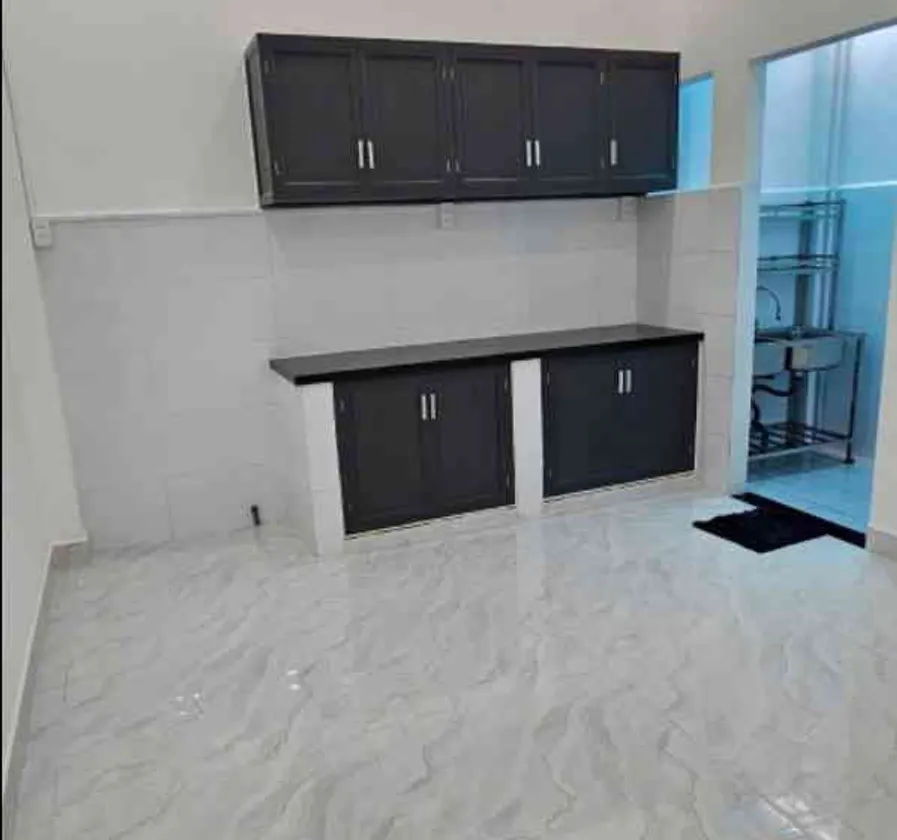 Nhà cấp 4 hẻm xe hơi Lã Xuân Oai, tiện nghi xách vali về ở ngay... Bán nhà riêng tại Tăng Nhơn Phú, Hồ Chí Minh 01