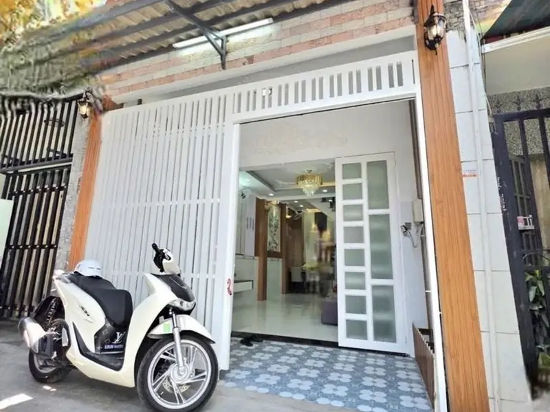 NHÀ MỚI 1 TRỆT 1 LẦU – HẺM 1902 HUỲNH TẤN PHÁT – NHÀ BÈ - GIÁ CHỈ 2,29 TỶ
📐... Bán nhà riêng tại Nhà Bè, Hồ Chí Minh 01