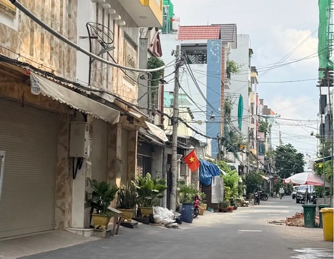 Nhà 4 tầng 5PN, ưu tiên riêng tư, giá 3 tỷ... Bán nhà riêng tại Bình Hưng Hòa, Hồ Chí Minh 01