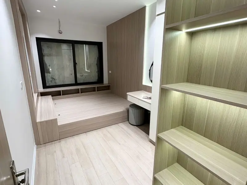 Cơ hội hiếm có sở hữu nhà 5 tầng 3 phòng ngủ tại trung tâm quận Hai Bà Trưng... Bán nhà riêng tại Hồng Hà, Hà Nội 01