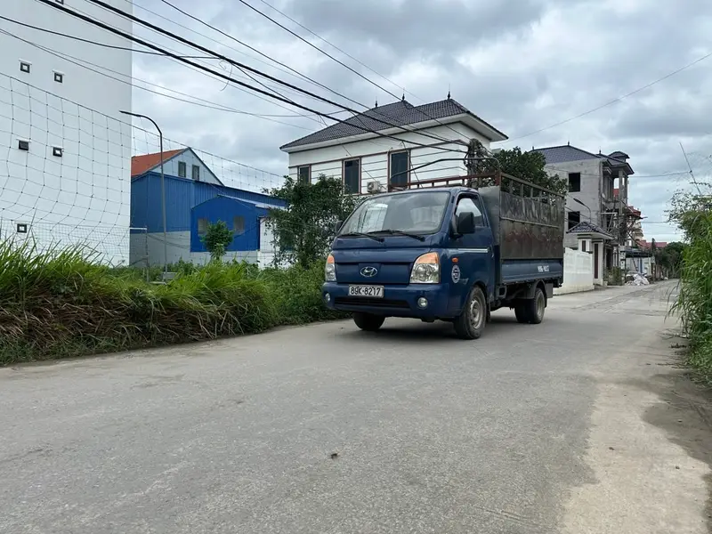 BÁN LÔ GÓC QUẢNG UYÊN – VIỆT YÊN | 130M² FULL THỔ CƯ – MT 6.5M 
ĐƯỜNG Ô TÔ TRÁNH - 100M RA DT379... Bán đất tại Tân Hưng, Hưng Yên 01