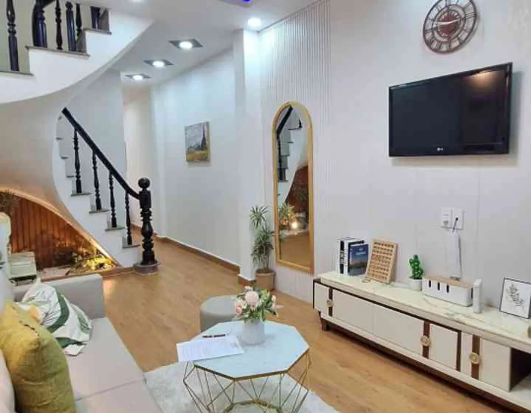 Nhà phố hai tầng thiết kế hợp lý tại Thống Nhất, Gò Vấp... Bán nhà riêng tại An Hội Đông, Hồ Chí Minh 01