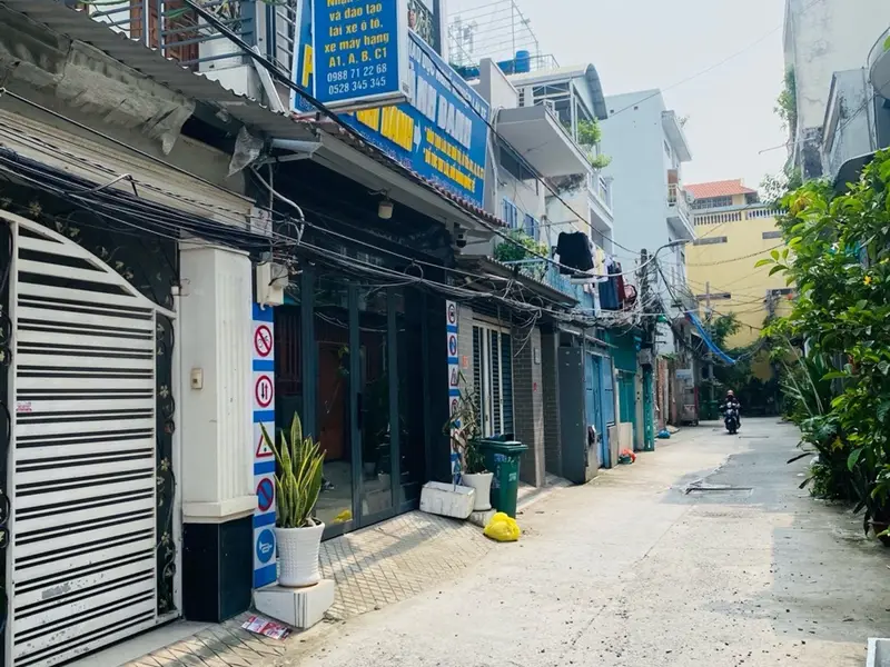 Bán nhà riêng 3 tầng tại phường Tân Thuận quận 7, mặt tiền 6m, giá 11,9 tỷ... Bán nhà riêng tại Tân Thuận, Hồ Chí Minh 01