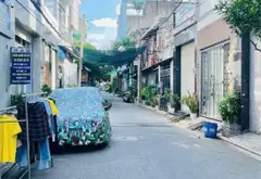 Nhà cấp 4 2 mặt hẻm xe hơi, quỹ đất 82m² tại quận Bình Tân sát eaon Tân Phú... Bán nhà riêng tại Bình Hưng Hòa, Hồ Chí Minh 03