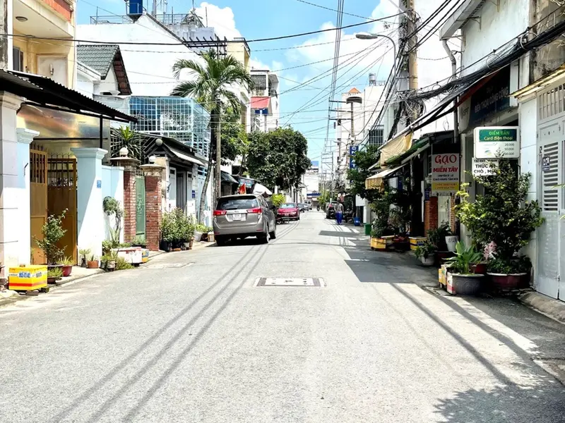 Nhà lô góc 2 tầng 3PN tại Hẻm Phan Văn Hớn Quận 12[19M].... Bán nhà riêng tại Đông Hưng Thuận, Hồ Chí Minh 01