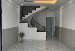 Nhà 3 tầng mới toanh, xe hơi đậu cửa tại Cư Xá Phú Lâm A... Bán nhà riêng tại Phú Lâm, Hồ Chí Minh 01