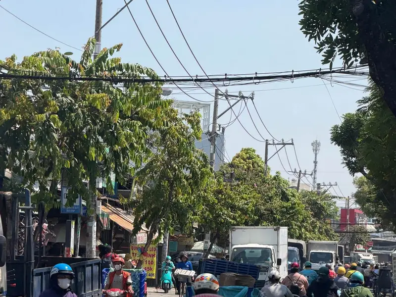 Mặt tiền Tỉnh Lộ 10 - 4 x 29 m - Giáp Tên Lửa... Bán nhà mặt phố tại Tân Tạo, Hồ Chí Minh 01