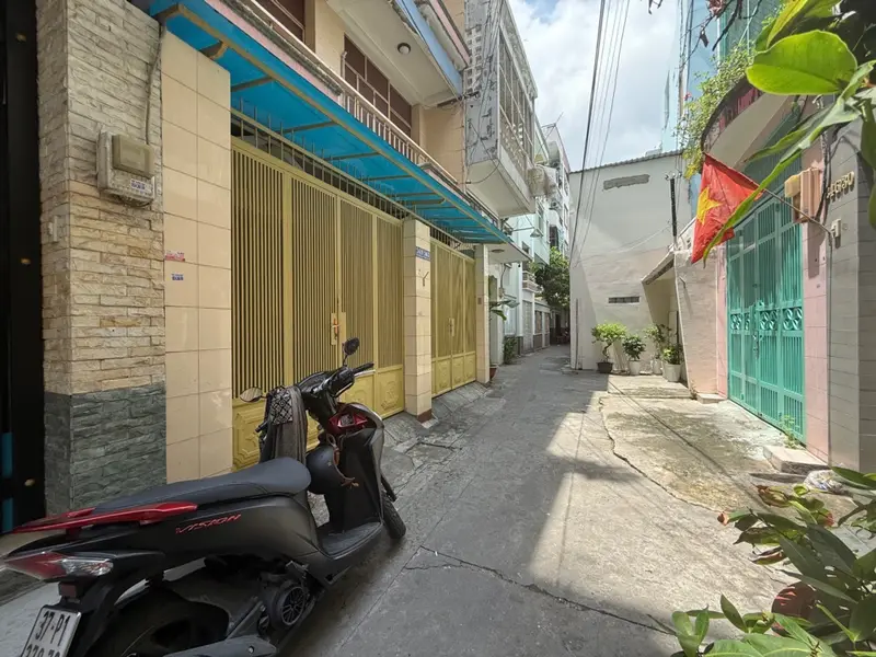 Nhà 5 tầng trung tâm Quận 10 giá tốt, hẻm ô tô thông... Bán nhà riêng tại Diên Hồng, Hồ Chí Minh 01
